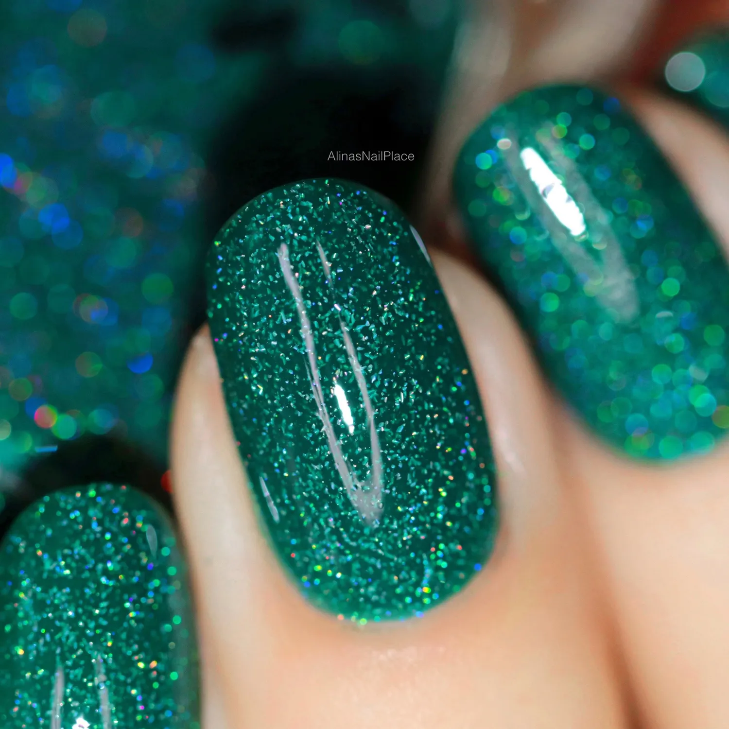 ILNP Tropics Private Island nagellack grön holo