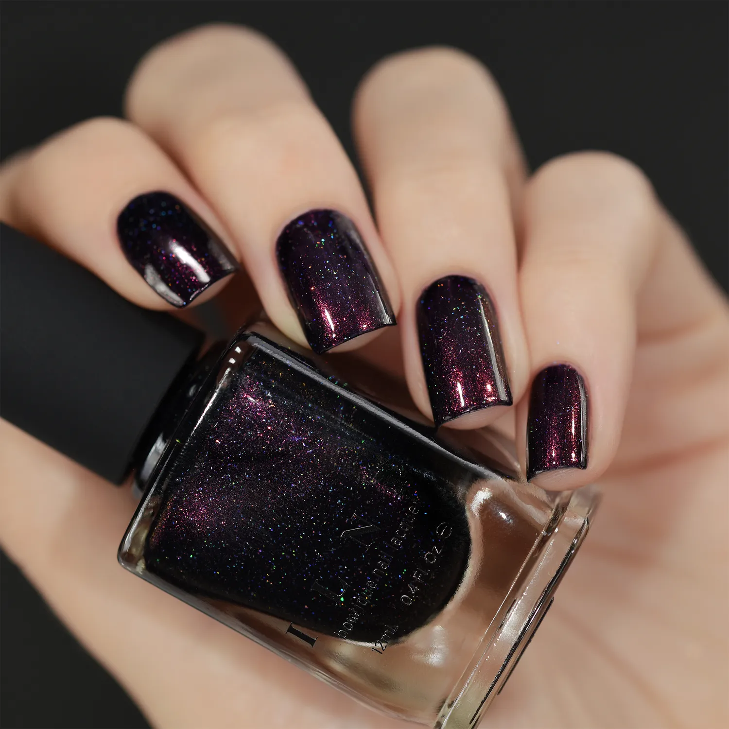 ILNP Mon Amour nagellack holografisk mörklila
