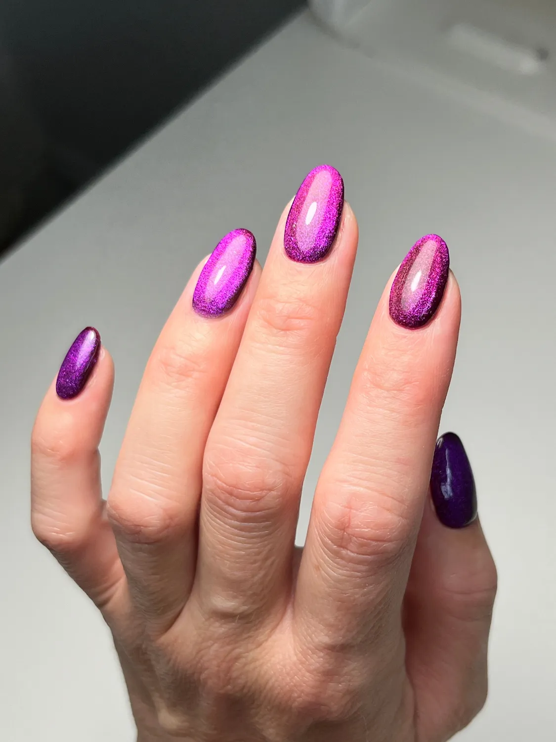 Iz Beauty Pro Colour Let It Glow IZ621 gellack 4g magnetisk