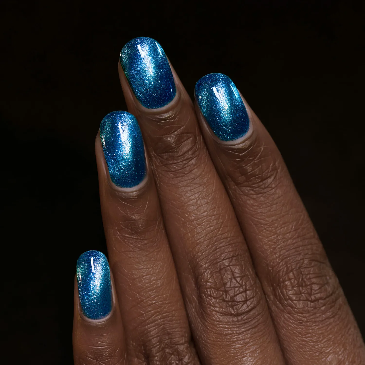 ILNP Zero Degrees nagellack magnetiskt midnattsblå