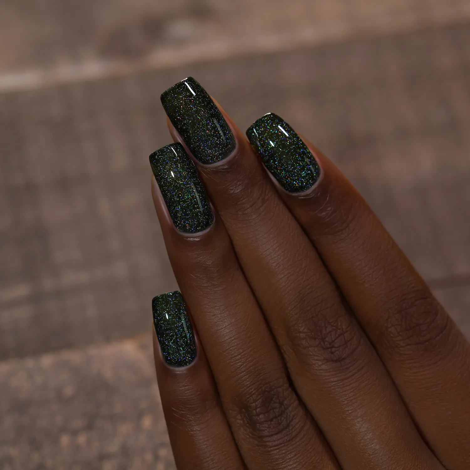 ILNP Tis The Season Holly nagellack mörkgrön holografisk