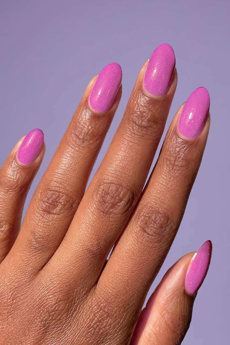 Cirque Colors Lost Berry nagellack termiskt röd-rosa