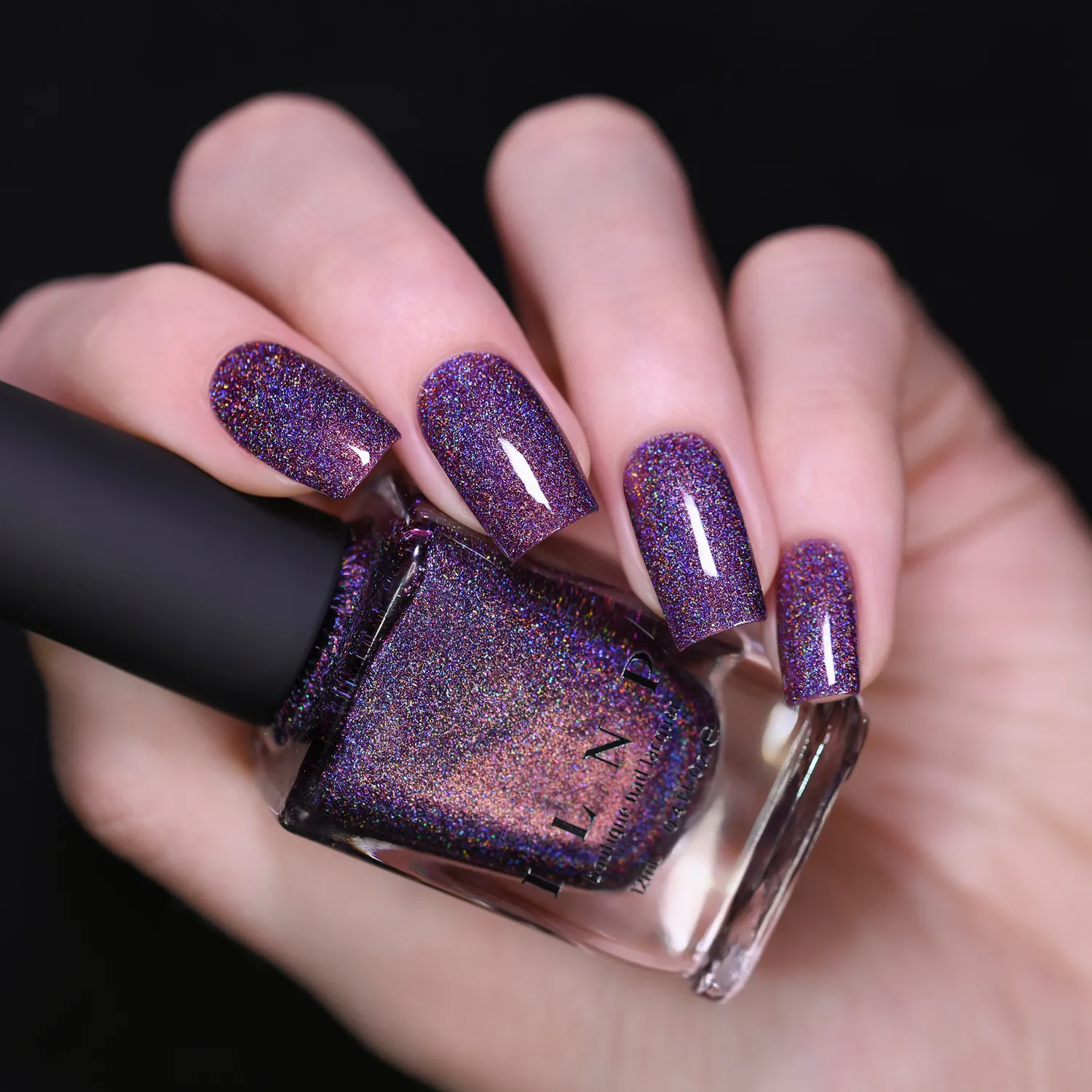 ILNP First Dance nagellack plommon holo