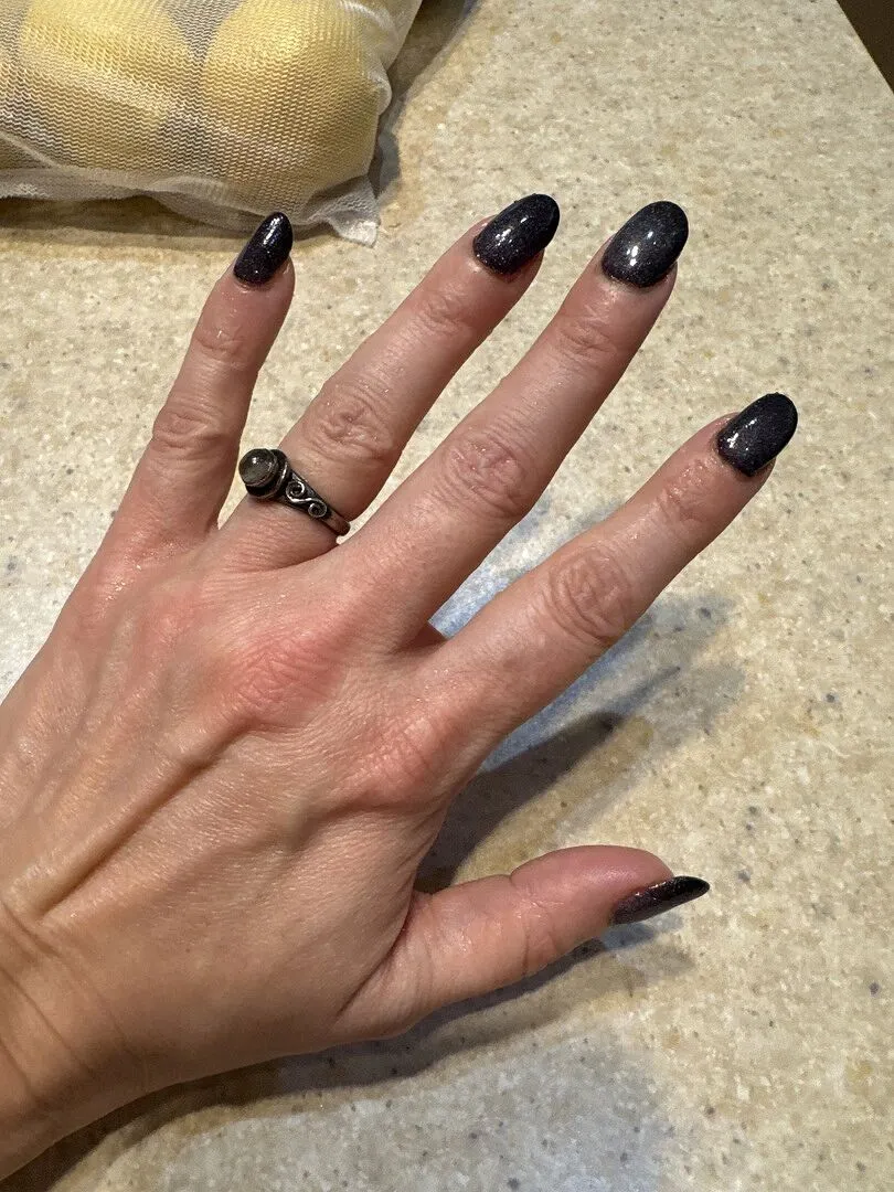 Cirque Colors Witching Hour nagellack termisk svart
