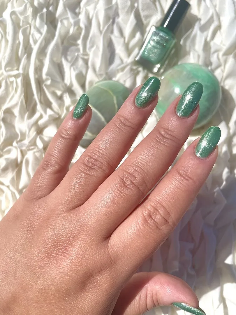 Cirque Colors Good Vibes Only nagellack mint magnetlack