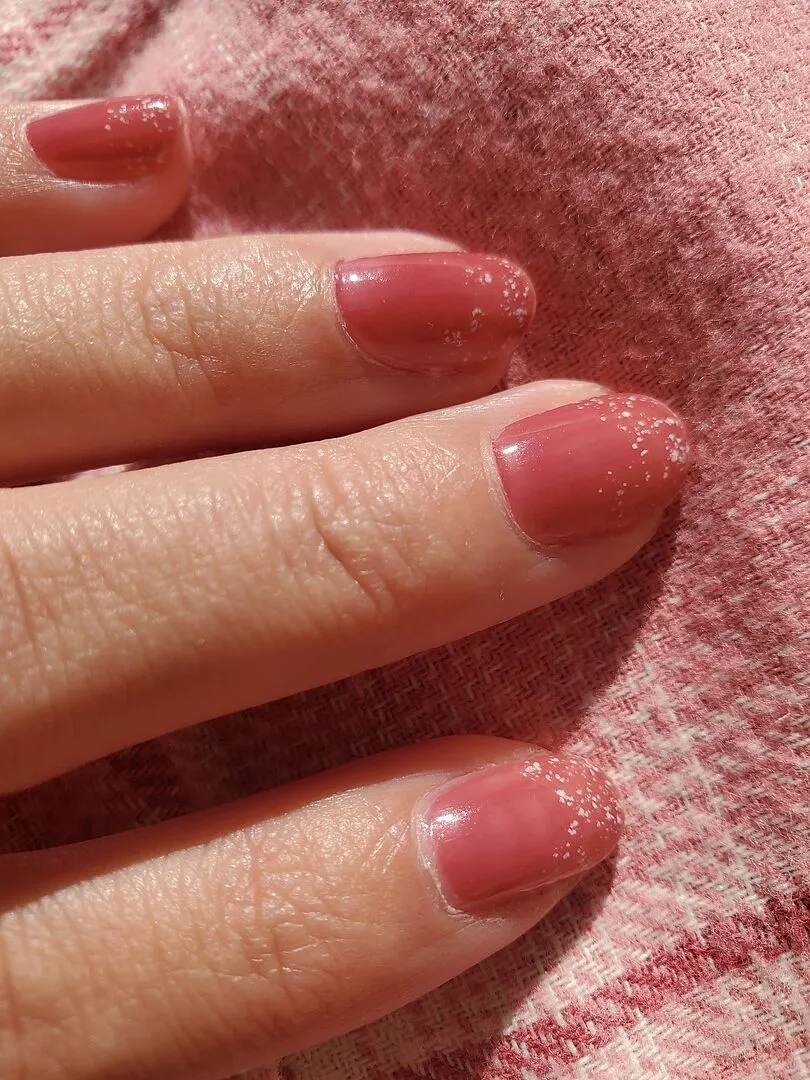 Cirque Colors Snow Angel nagellack vit glittertopper