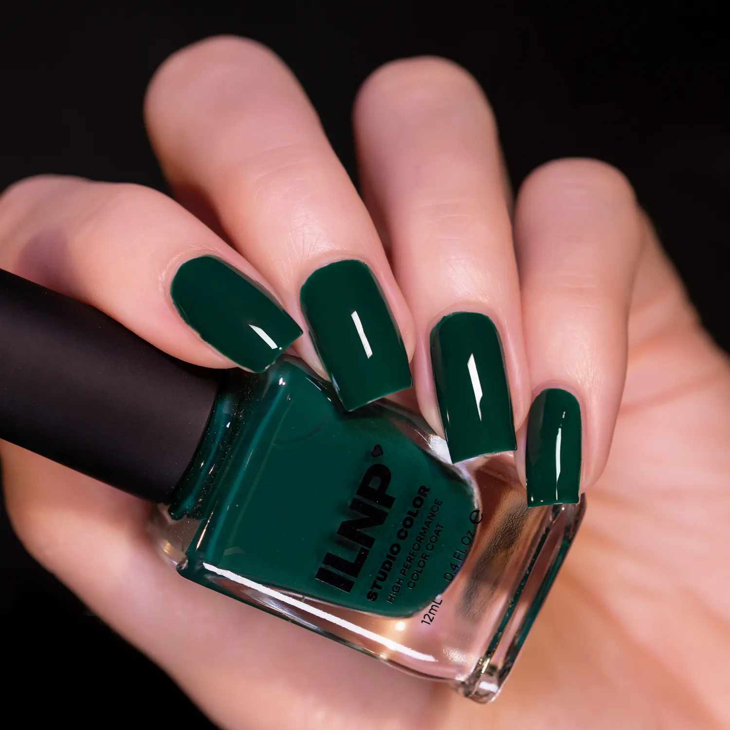 ILNP Studio Color Pine nagellack mörkgrön kräm