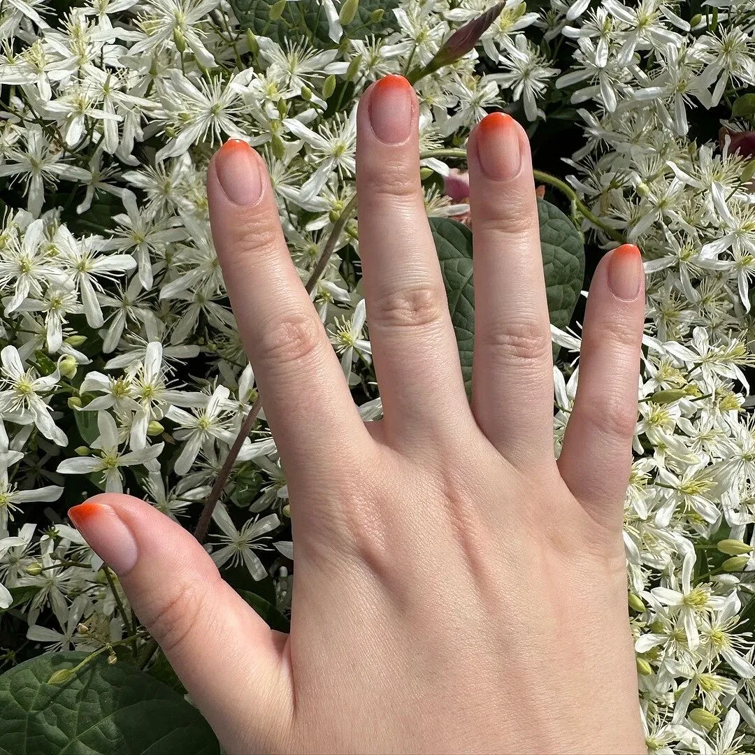 Cirque Colors Cast a Spell nagellack thermal holo