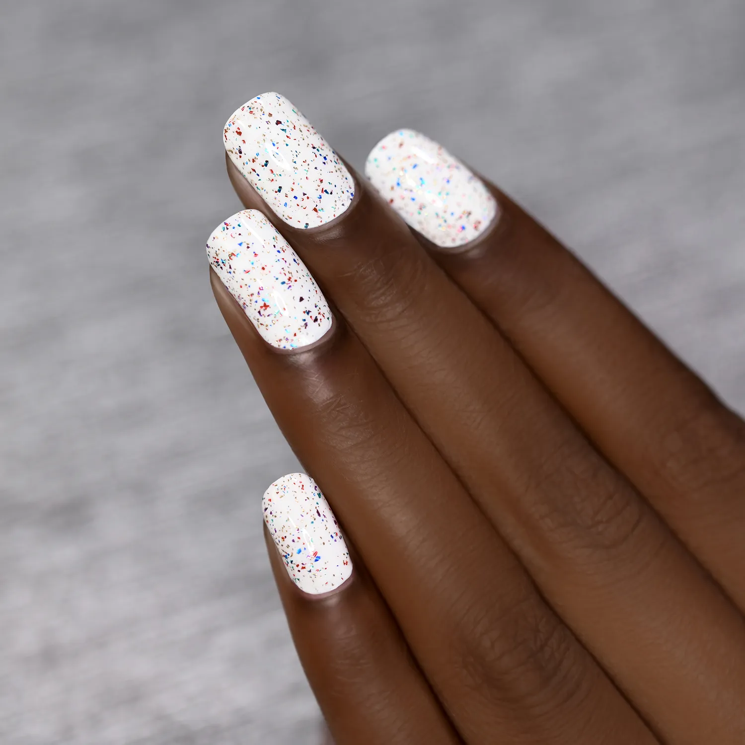 ILNP Confetti nagellack topper flerfärgad flakes