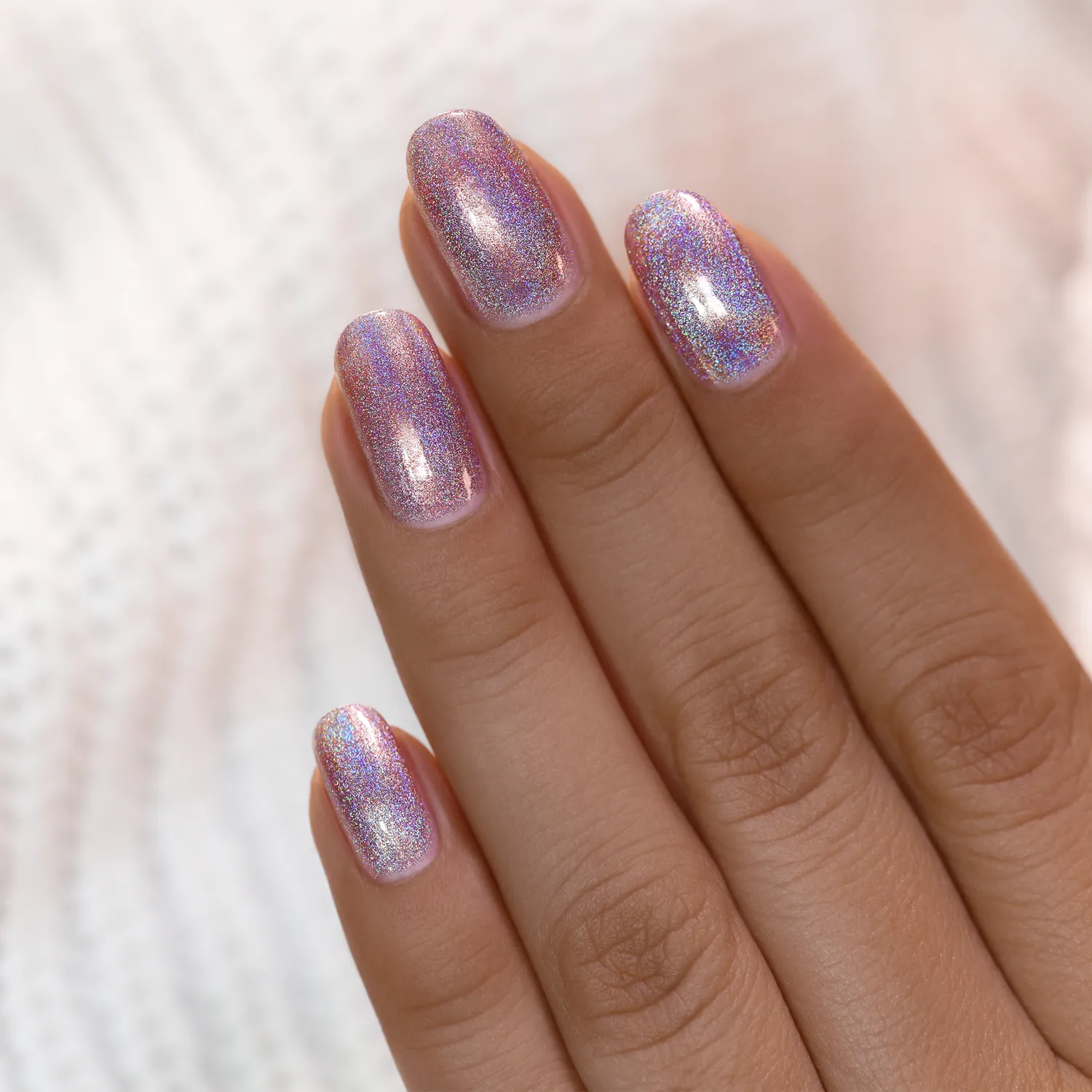 ILNP Get Cozy nagellack ljusrosa holografisk
