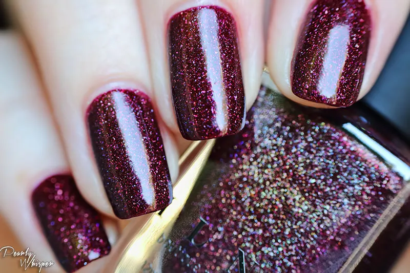 ILNP Diablo nagellack oxblood holografisk