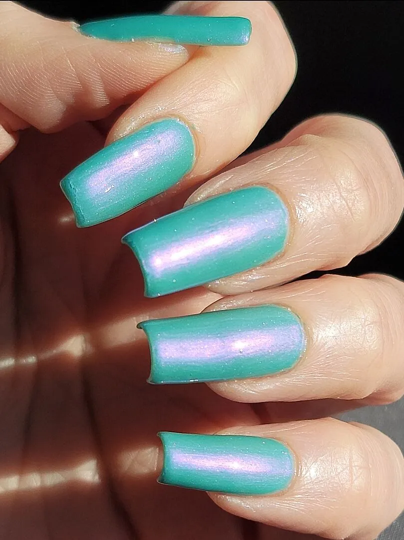 Cirque Colors Paradiso nagellack mintgrön shimmer