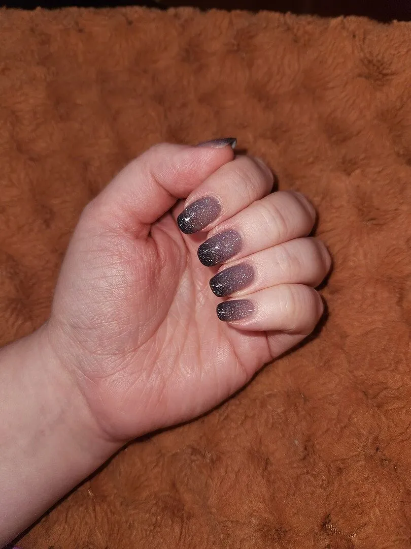 Cirque Colors Witching Hour nagellack termisk svart