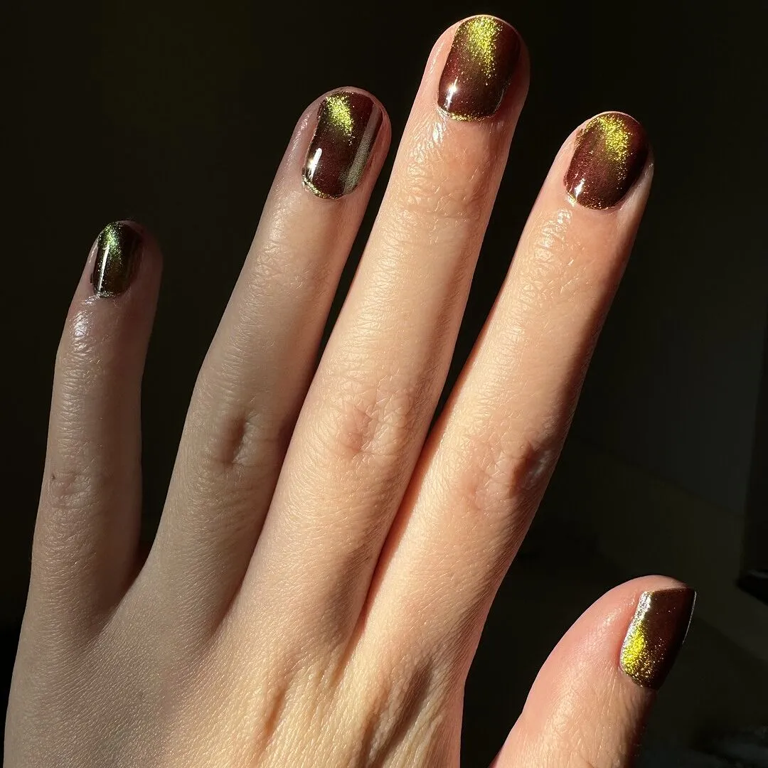 Cirque Colors Delusions of Grandeur nagellack magnetisk röd