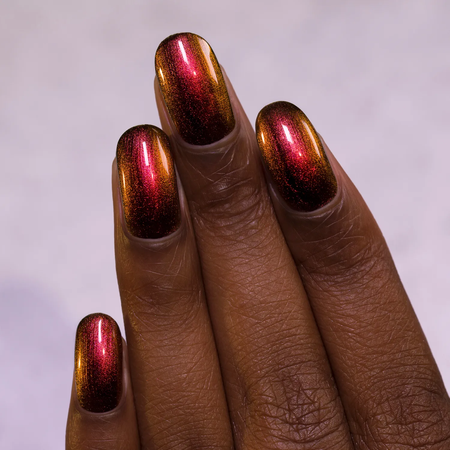 ILNP Greatness nagellack multikromt rödkoppar
