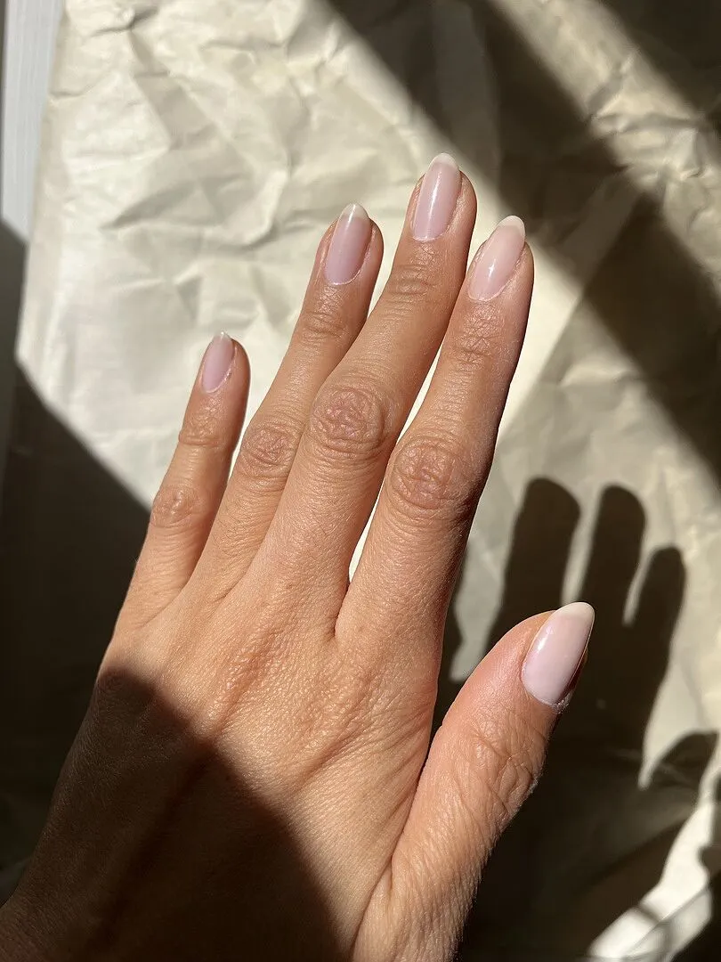 Cirque Colors Odette nagellack ljusrosa jelly