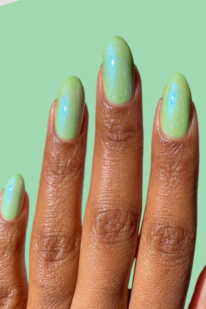 Cirque Colors Mermaid Grotto nagellack mint shimmer