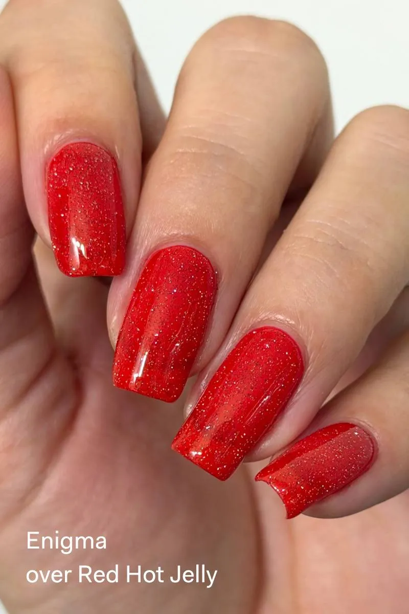 Cirque Colors Femme Fatale Red Hot Jelly nagellack rött jelly