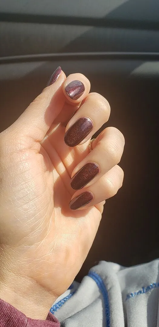 Cirque Colors Ambrosia nagellack holografisk röd