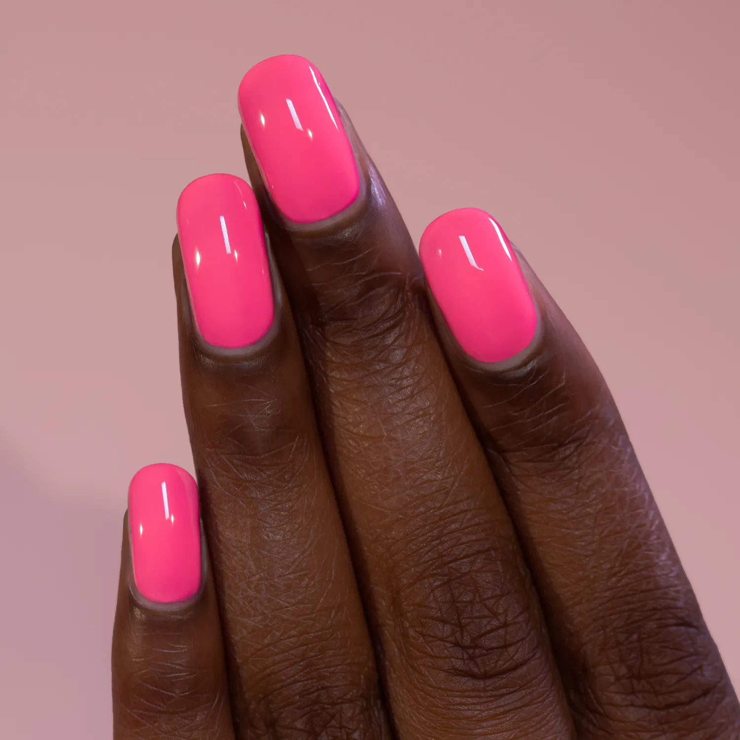 ILNP Lovestruck Cupid nagellack rosa kräm