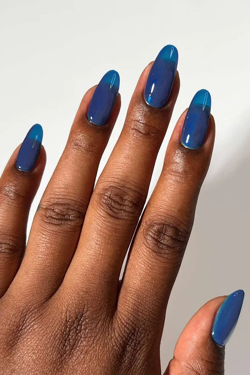 Cirque Colors Indigo Jelly nagellack mörkblått