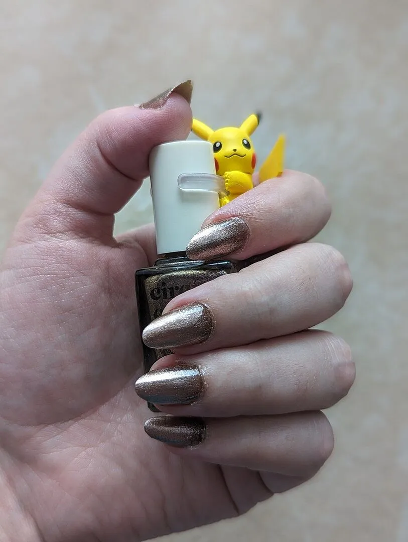 Cirque Colors Lyra nagellack magnetisk taupe