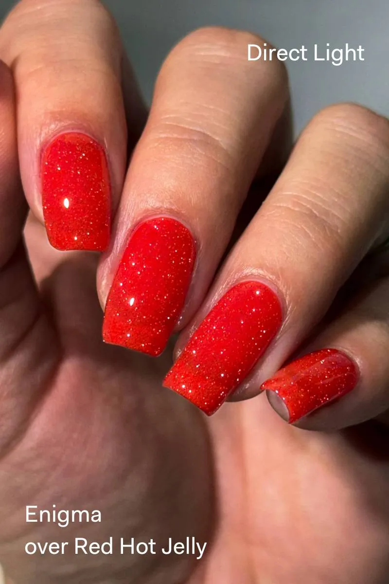 Cirque Colors Femme Fatale Red Hot Jelly nagellack rött jelly