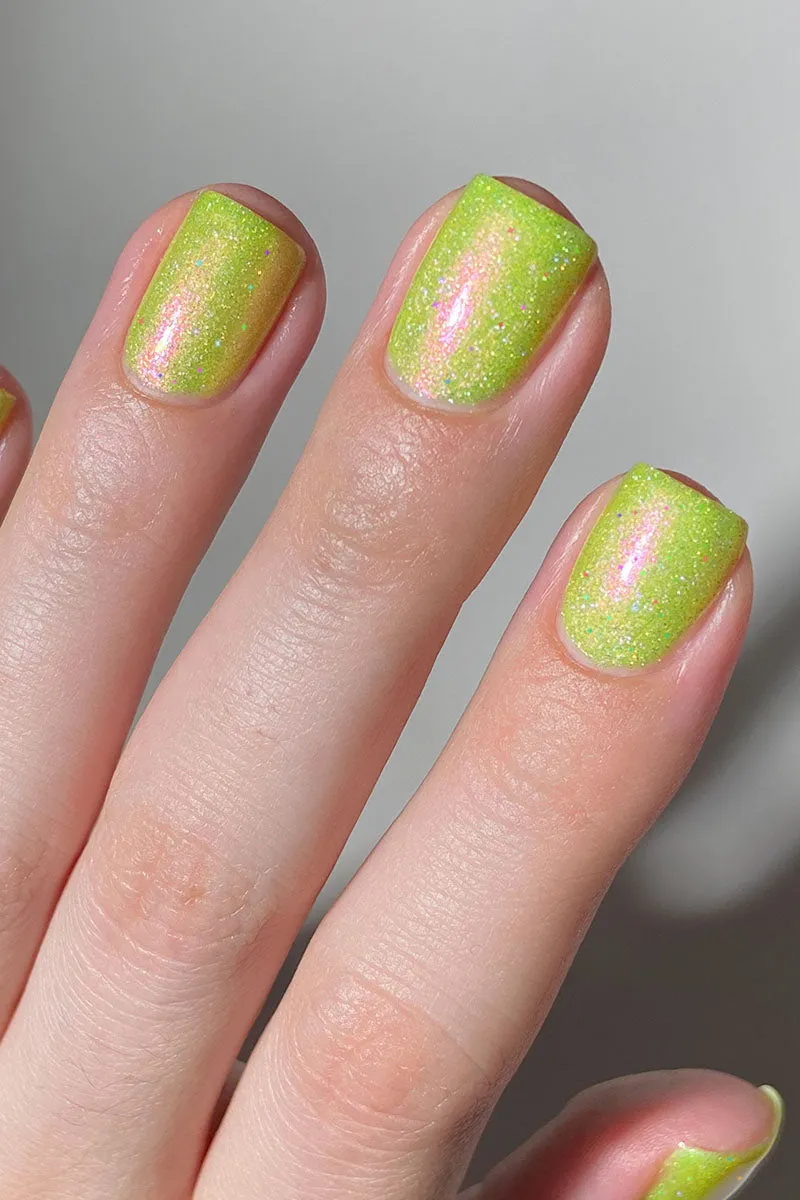 Cirque Colors You Tart nagellack holografisk syrgrön