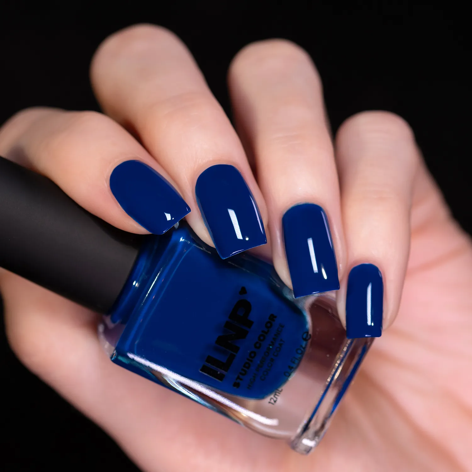 ILNP Tribute nagellack krämig mörkblå