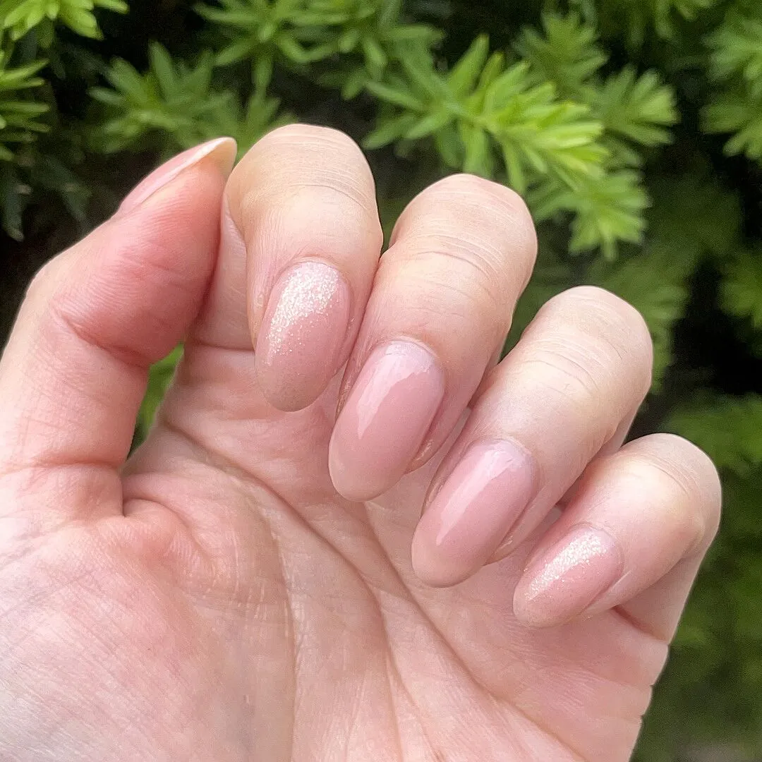 Cirque Colors Chiffon nagellack ljusrosa sheer