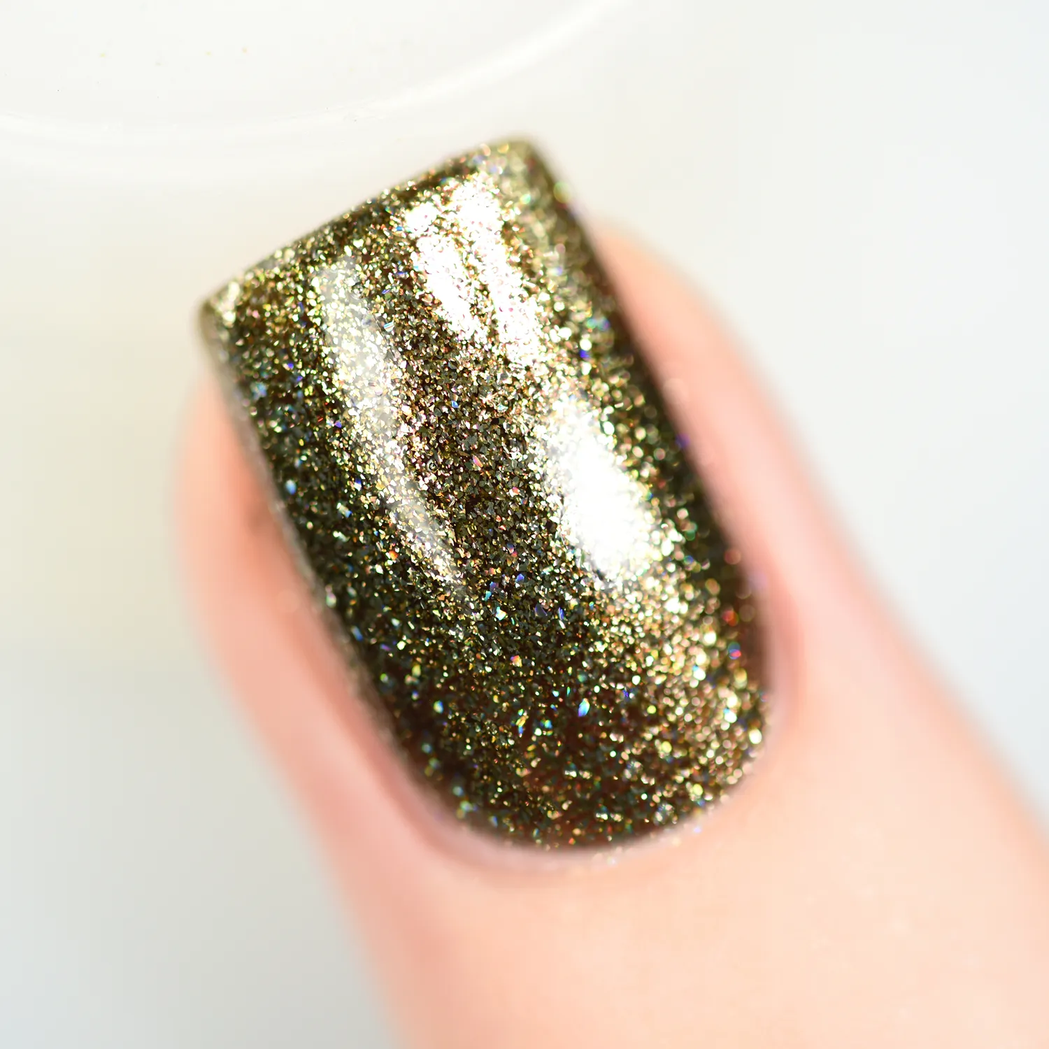 ILNP Ultra Metallics Caesar nagellack olivgrön metallic
