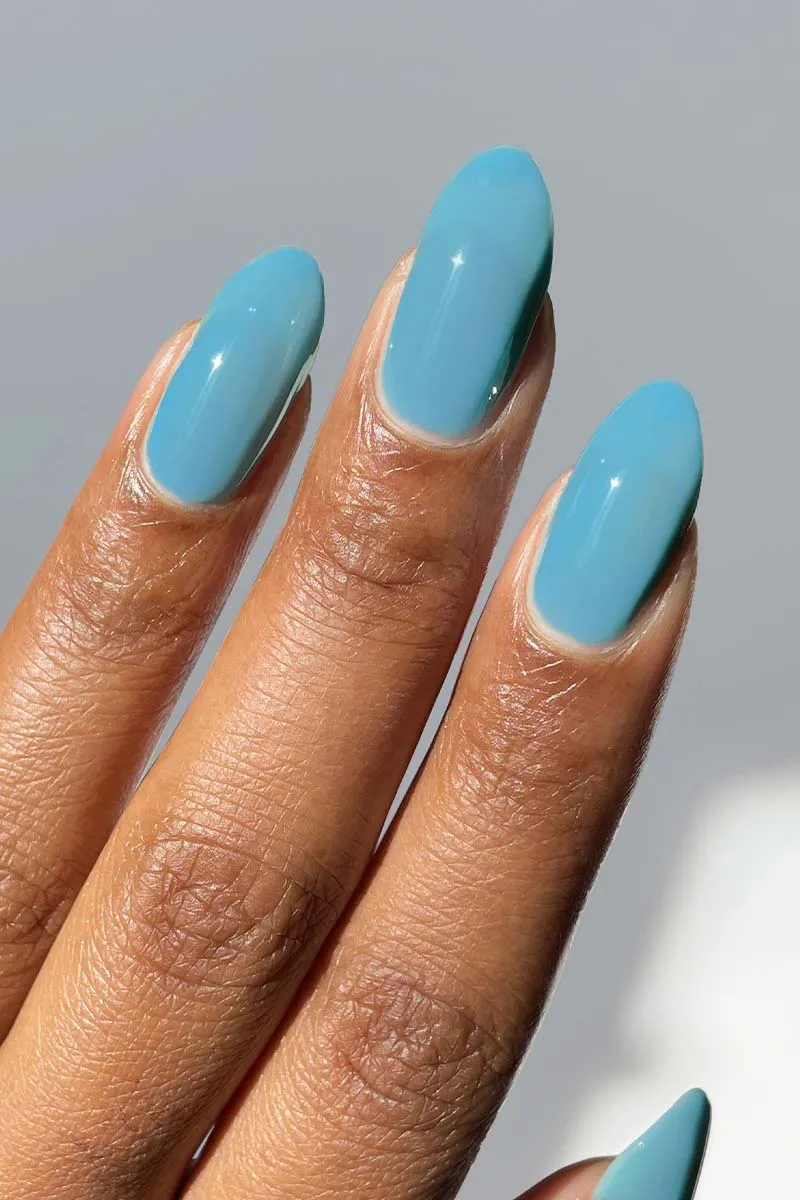 Cirque Colors Aqua Jelly nagellack ljusblå jelly
