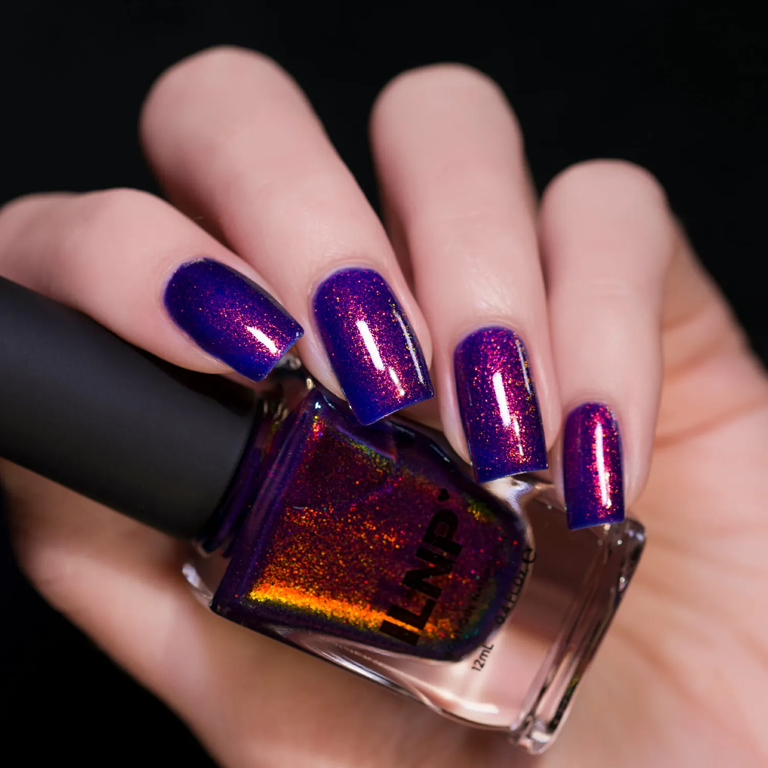 ILNP Trapped Hallucinate nagellack shimmer indigo