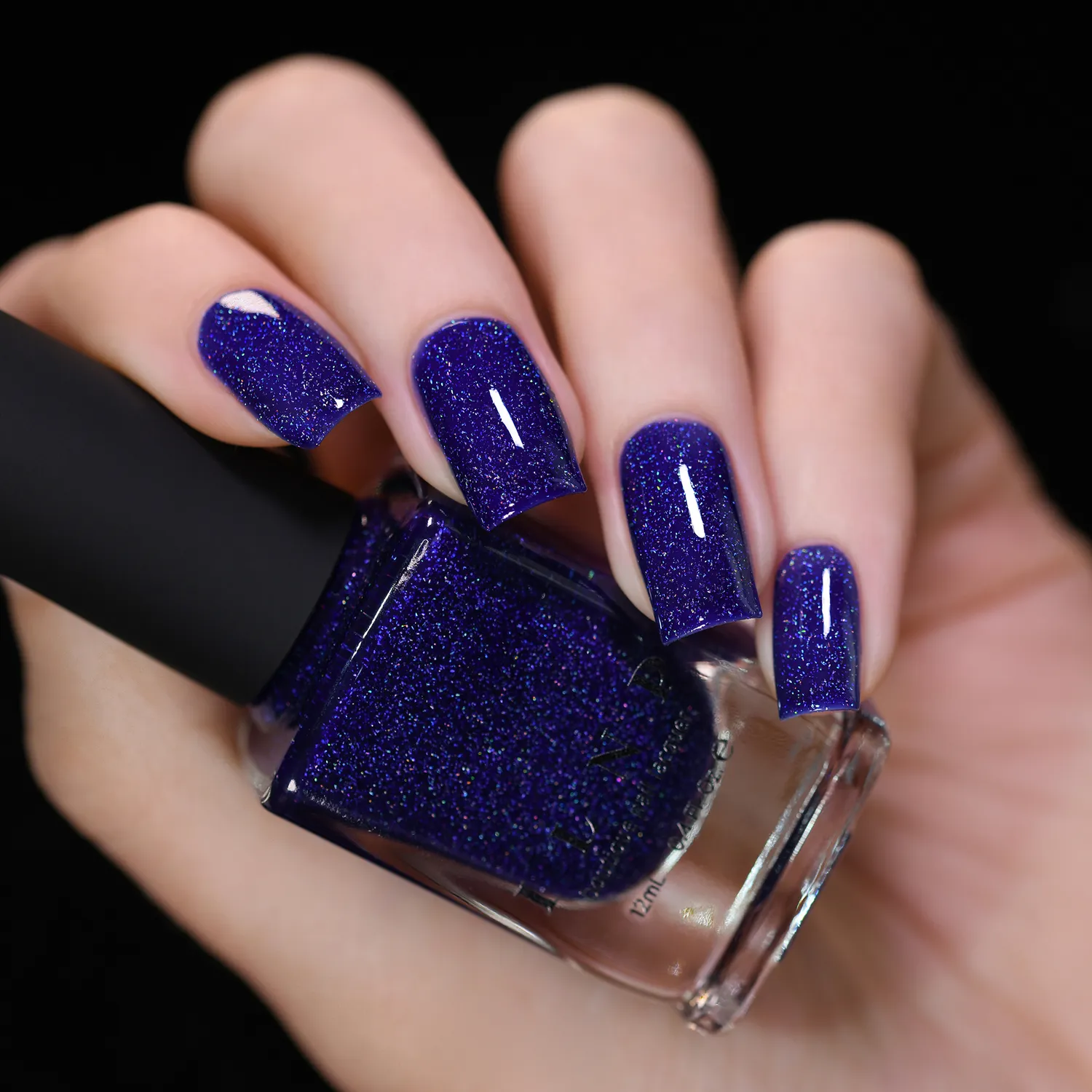ILNP At Sea Set Sail nagellack koboltblå holo jelly