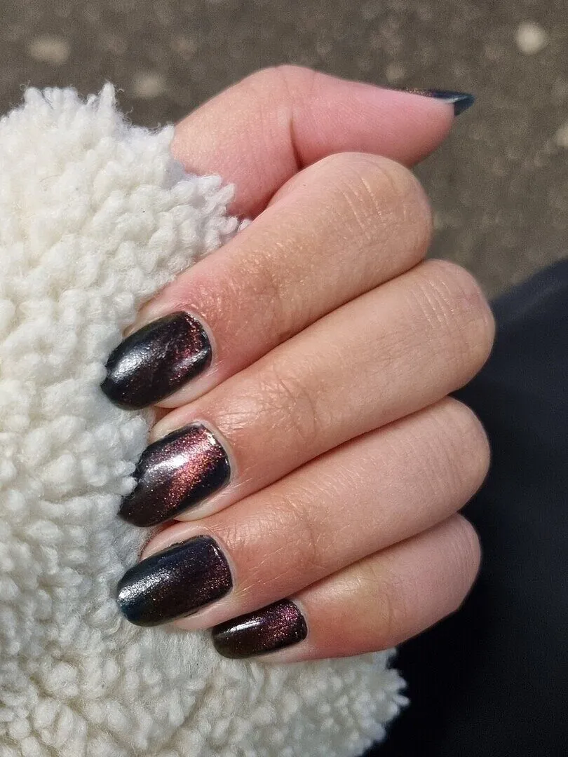 Cirque Colors Castle in the Sky nagellack magnetisk teal