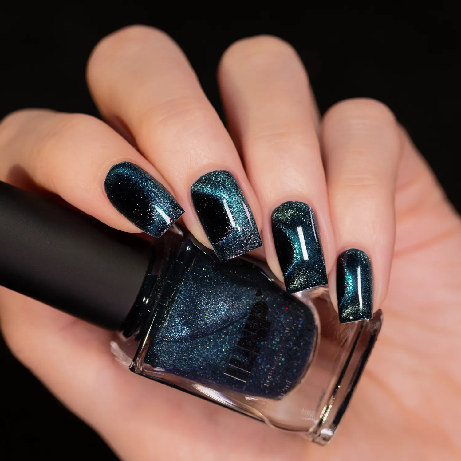 ILNP Ritual nagellack mörk teal magnetiskt