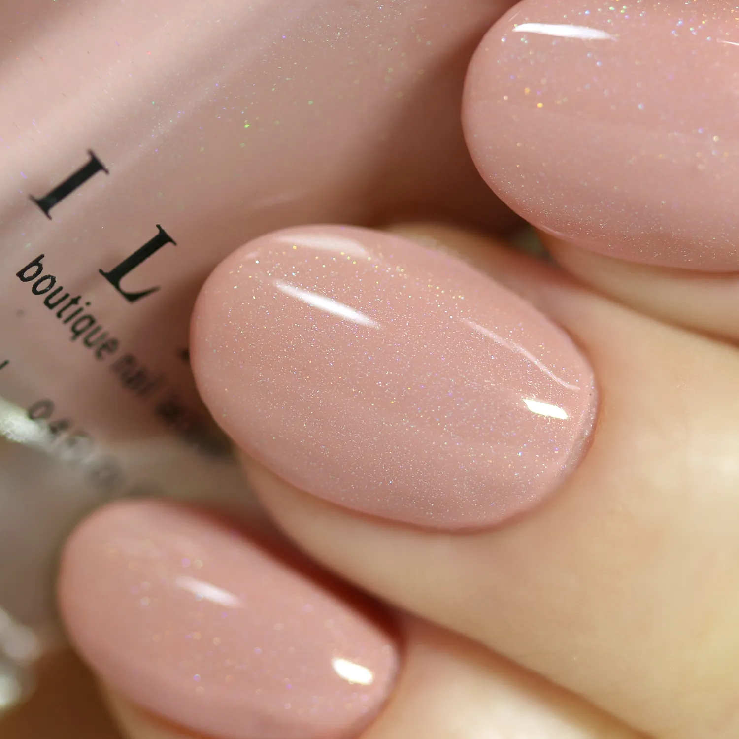 ILNP Full Bloom nagellack persikorosa holografisk