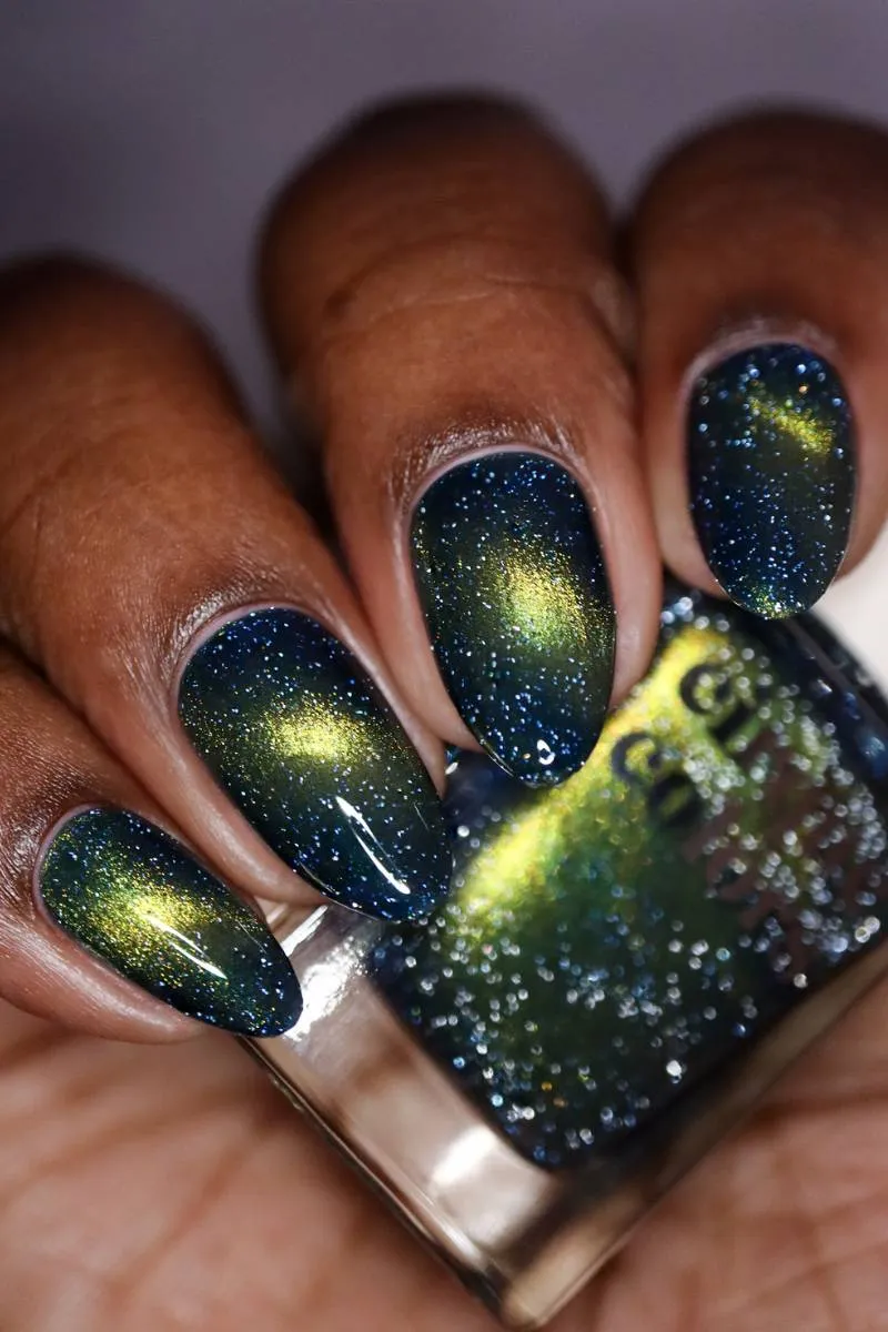 Cirque Colors Silver Screen Rising Star nagellack magnetisk blå