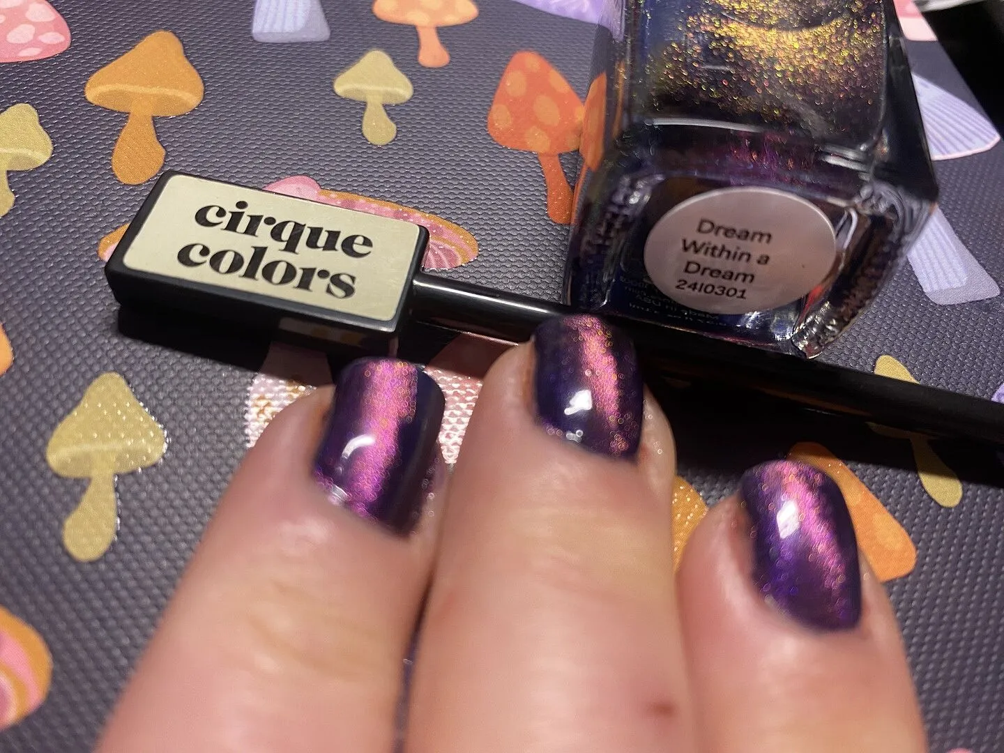 Cirque Colors Dream Within a Dream magnetlack blå
