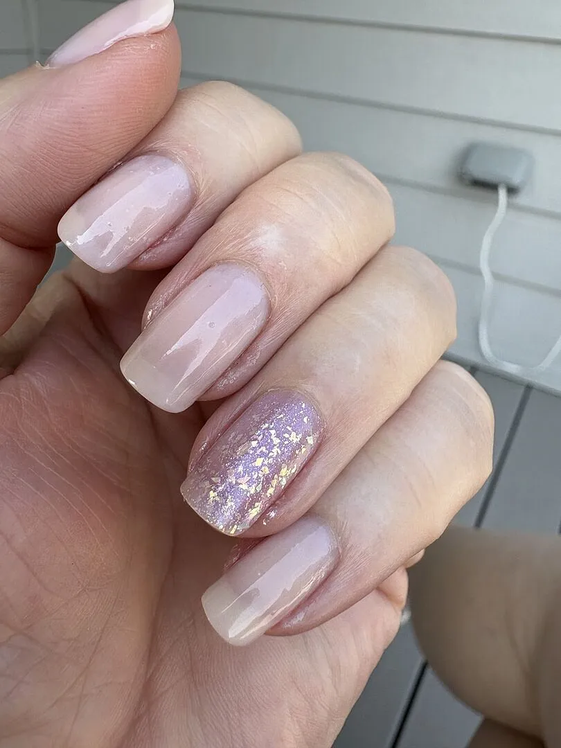 Cirque Colors Lavender Sky nagellack sheer lila