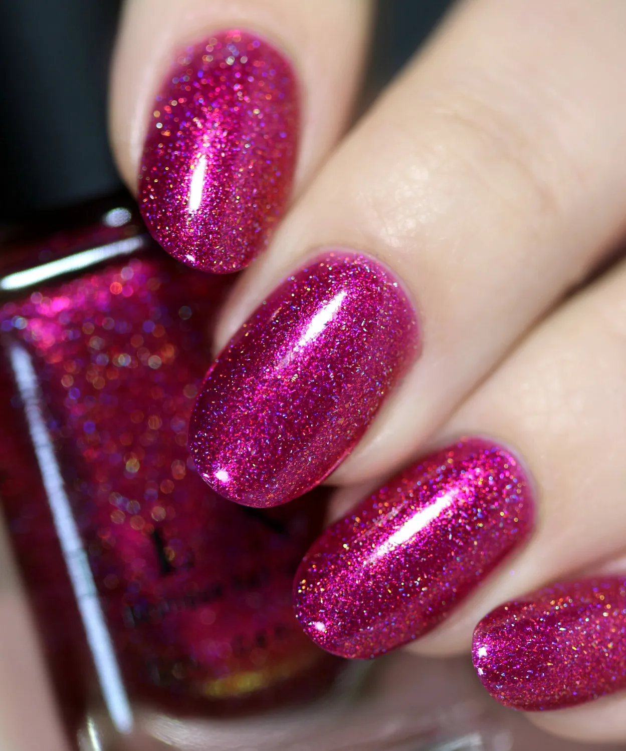 ILNP Nexus nagellack hallon holo