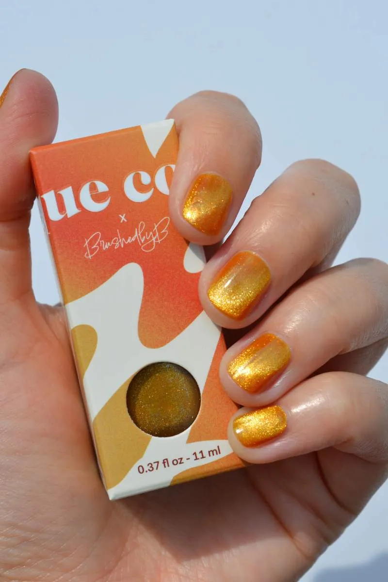 Cirque Colors Hidden Hue nagellack orange magnetisk