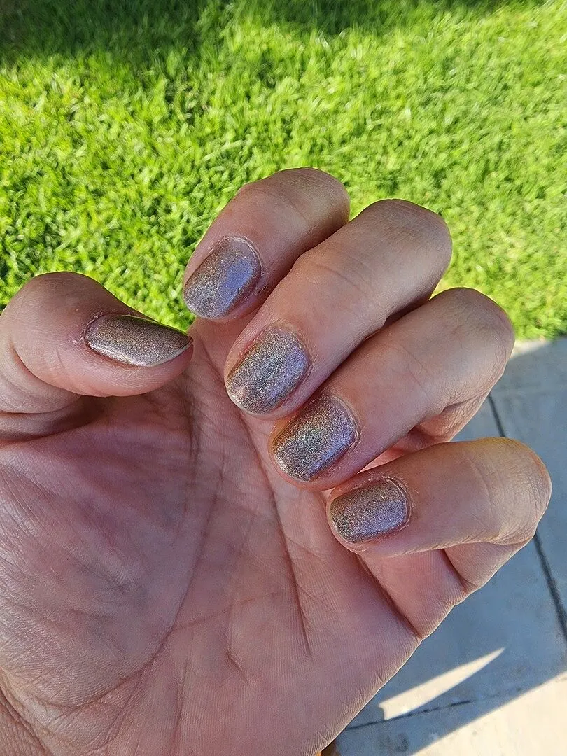 Cirque Colors Space Cowboy nagellack beige holografisk