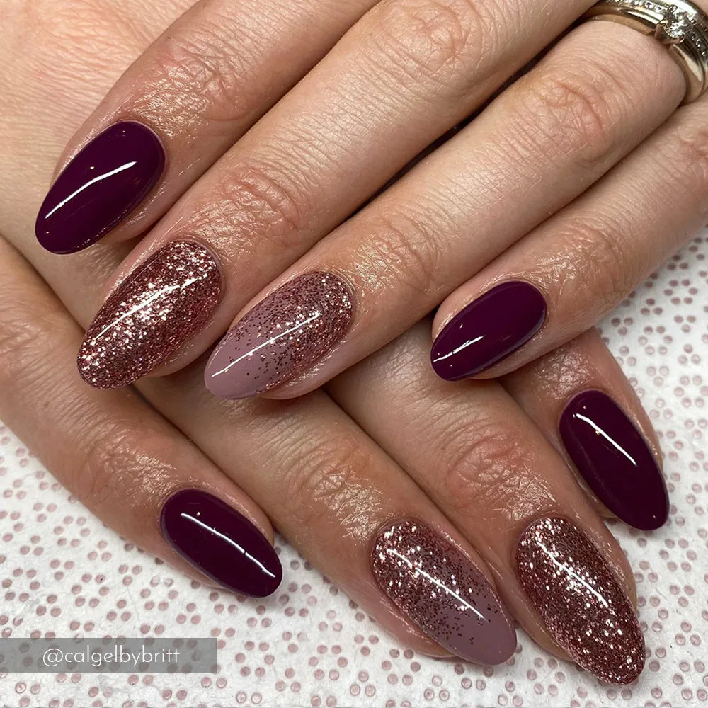Iz Beauty Calgel Front Row CG968 gellack 4g vinröd