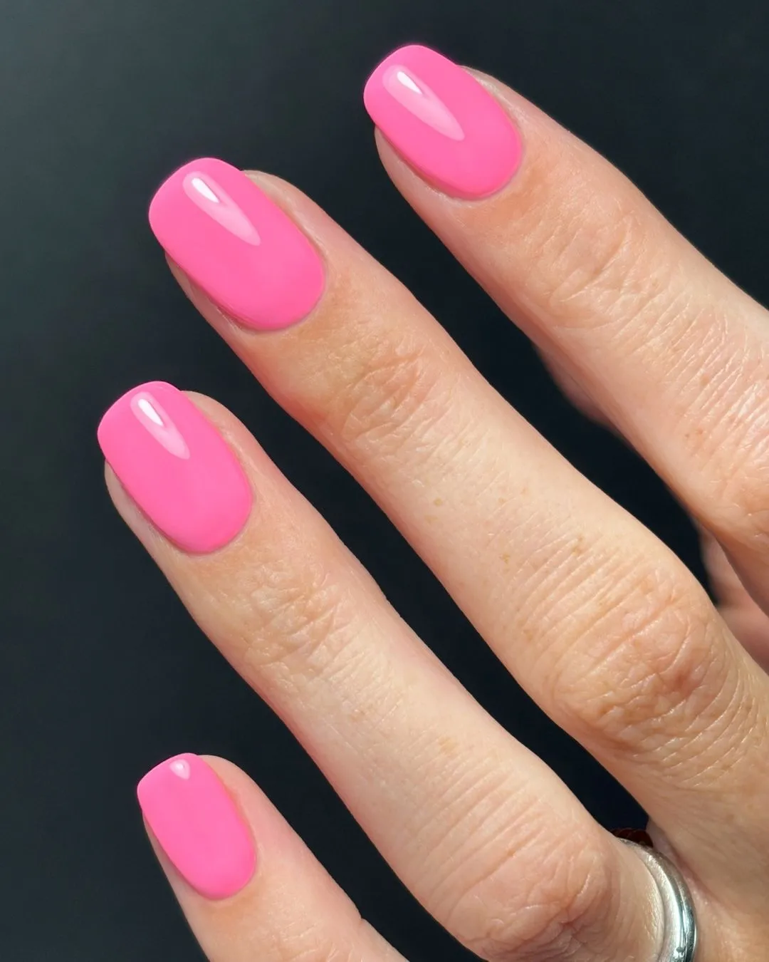 Iz Beauty Calgel Bikini Club CG631 färggel 4 g neonrosa