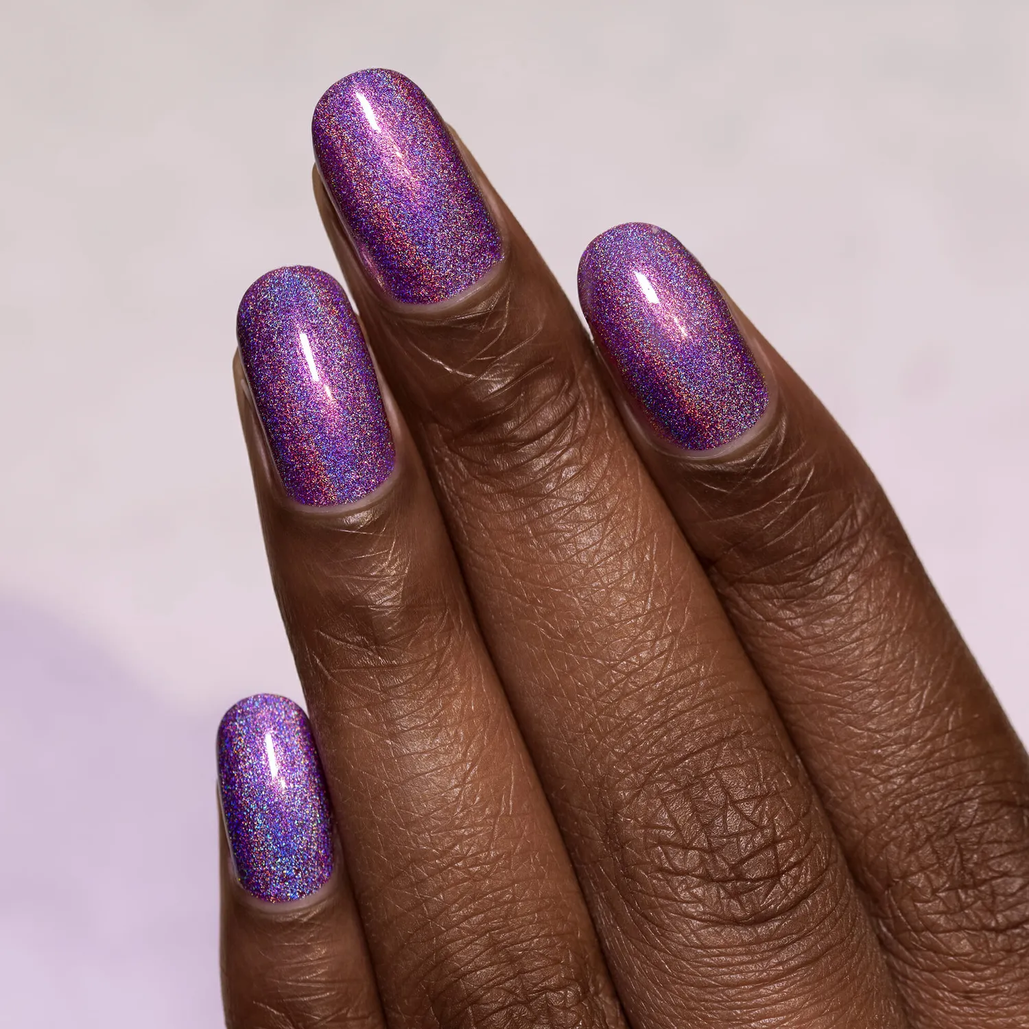 ILNP Ultra Holo Pick Me Up nagellack lila holografiskt