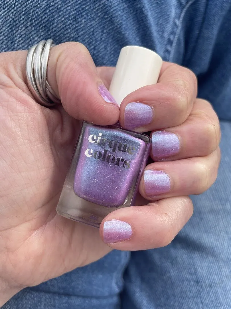 Cirque Colors Ohana nagellack lavendel skimmer