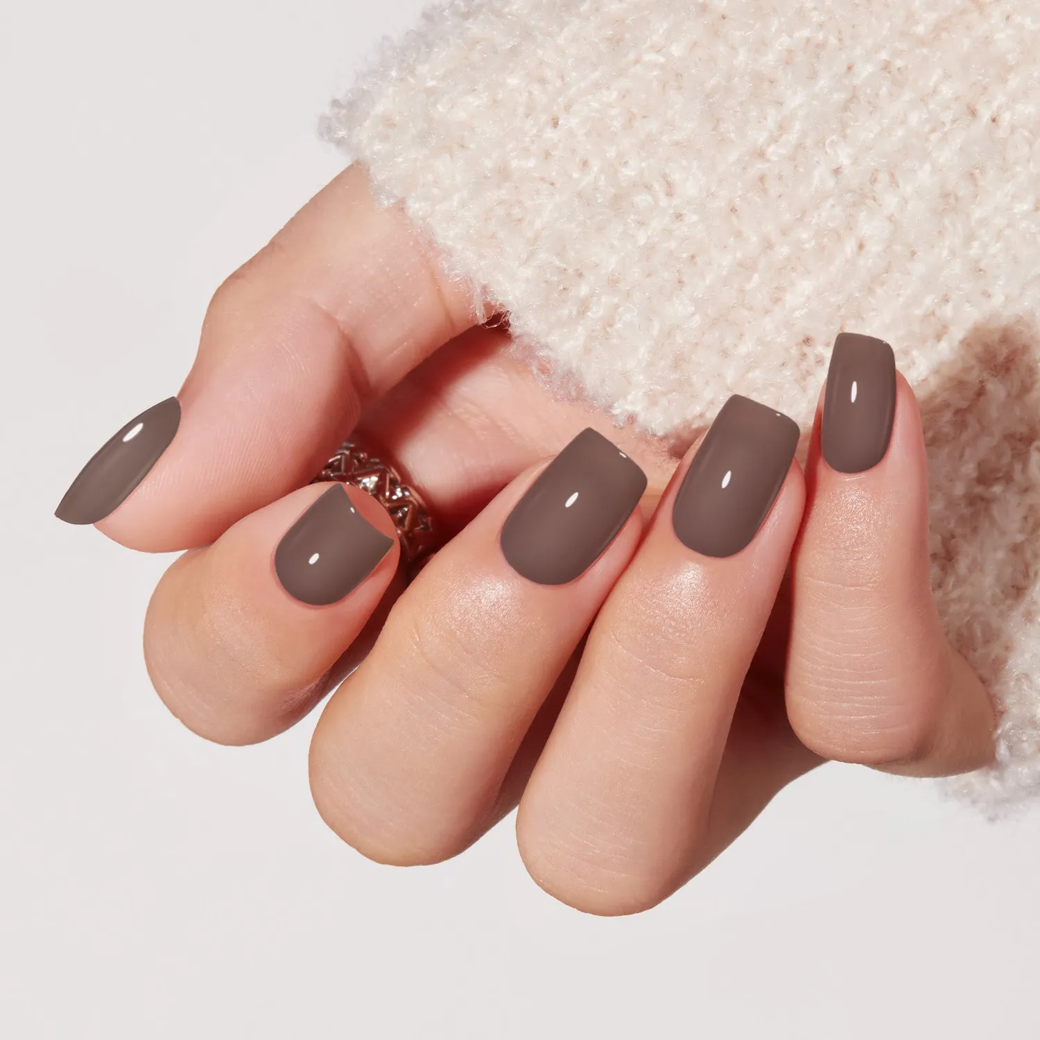 Modelones Milk Mocha lösnaglar press on beige brun