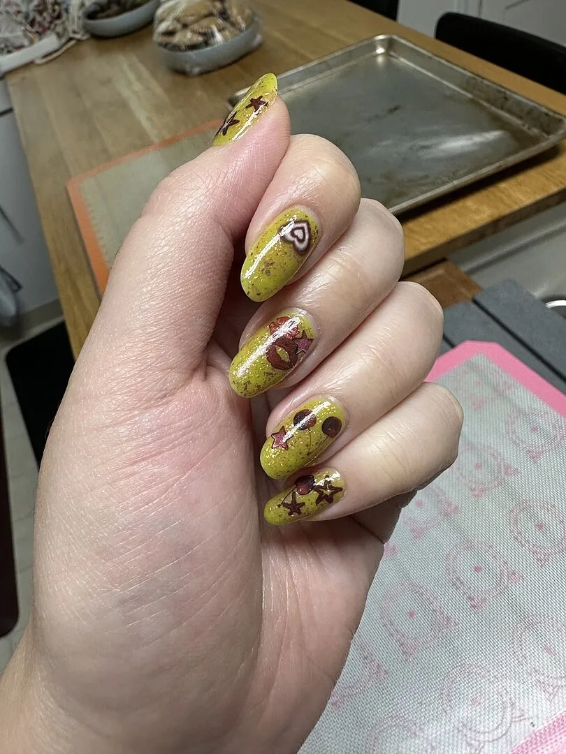 Cirque Colors Star Fruit Jelly nagellack chartreuse jelly