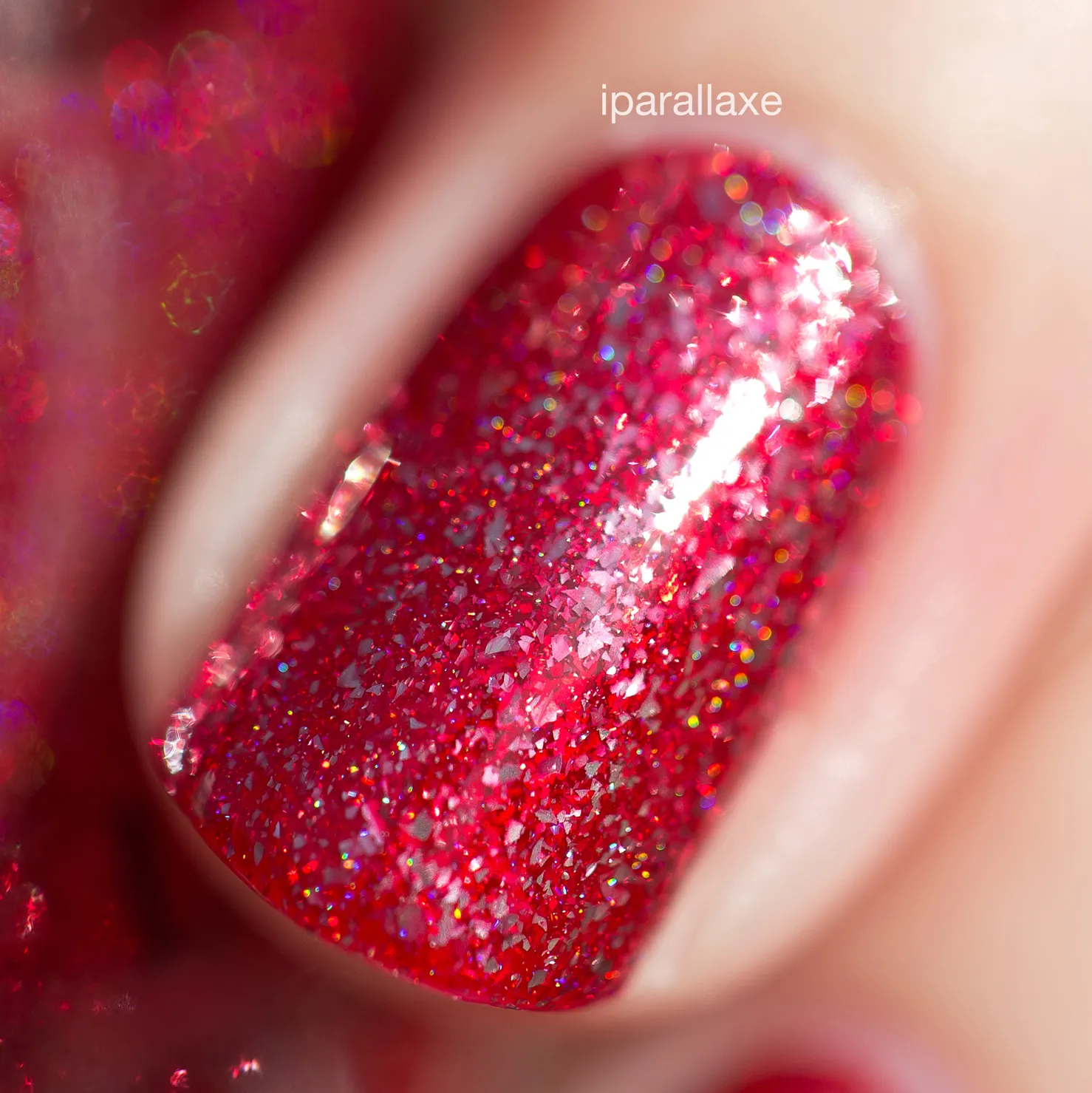ILNP Cherry Luxe nagellack röd metallic